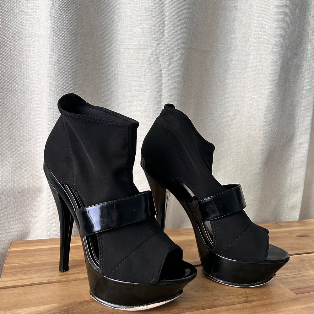 Baker Heeled Booties – Stacey Style Size 9